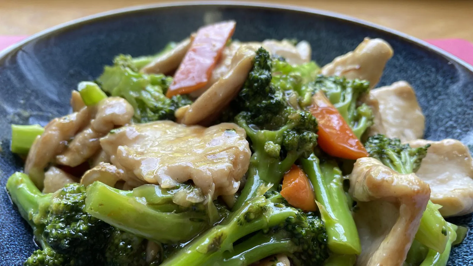 Chicken Broccoli with Sauce